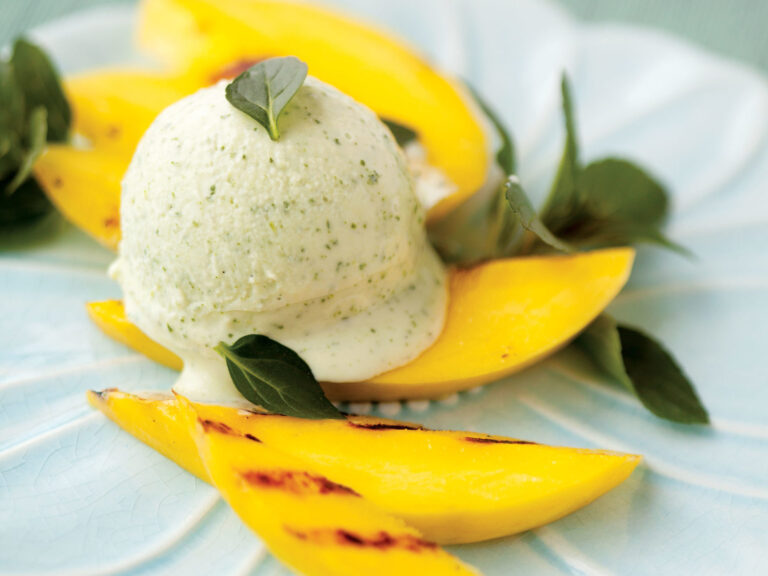 Mint Frozen Yogurt with Grilled Mango