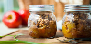 Miniature Apple Crisps in Mason Jars