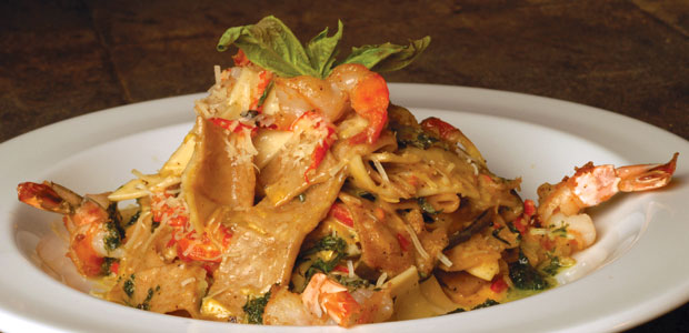 Organic Pasta with Caramelized Onions and Lemon Cream Sauce