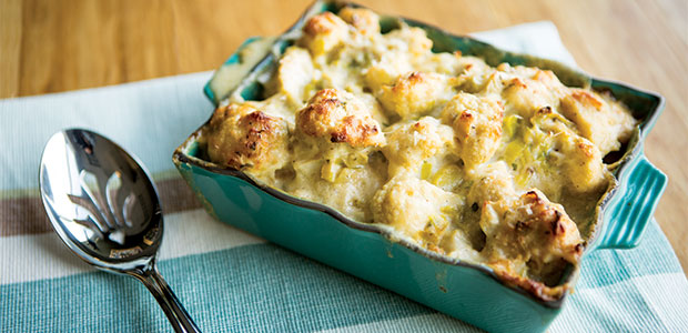 Creamy Cauliflower and Leek Gratin