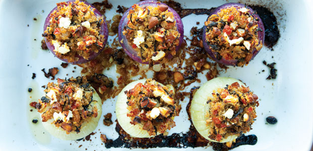 Bulgur Stuffed Onions