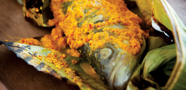 Banana Leaf BBQ Fish