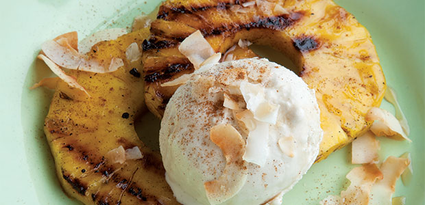 Grilled Pineapple Slices with Coconut Ice Cream