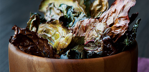 Curry Swiss Chard Chips