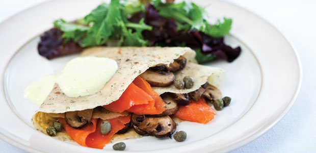 Sage Crepes with Smoked Salmon and Yogourt Curry Sauce