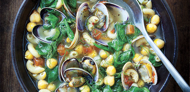 Chickpea Soup with Clams and Pasta
