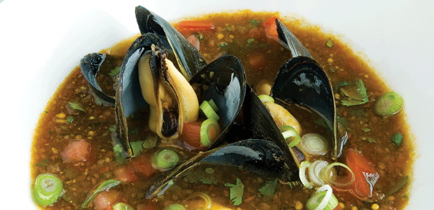 Sweet and Sour Tomato Mussel Soup