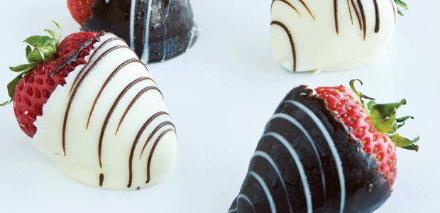Chocolate-Dipped Berries