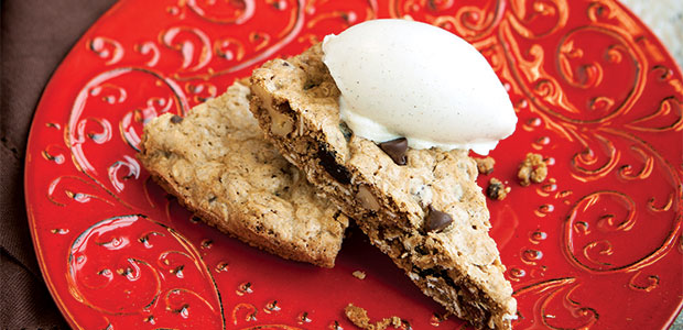 Granola Cookie Pie