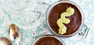 Pistachio Mousse-Tachios