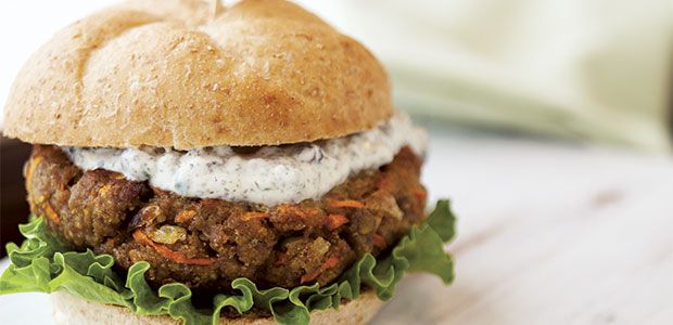 Spicy Turkey Burgers with Minty Yogurt Sauce