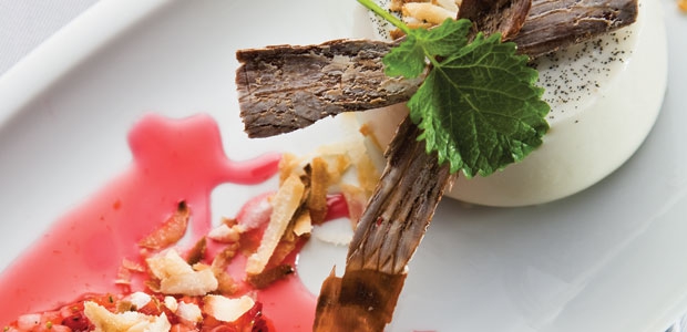 Vanilla Coconut Pannacotta with Strawberry Compote