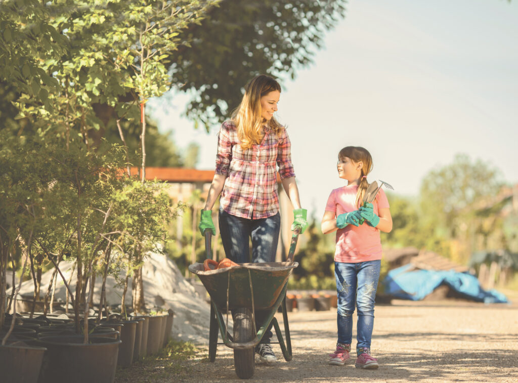 Growing Kids' Green Thumbs