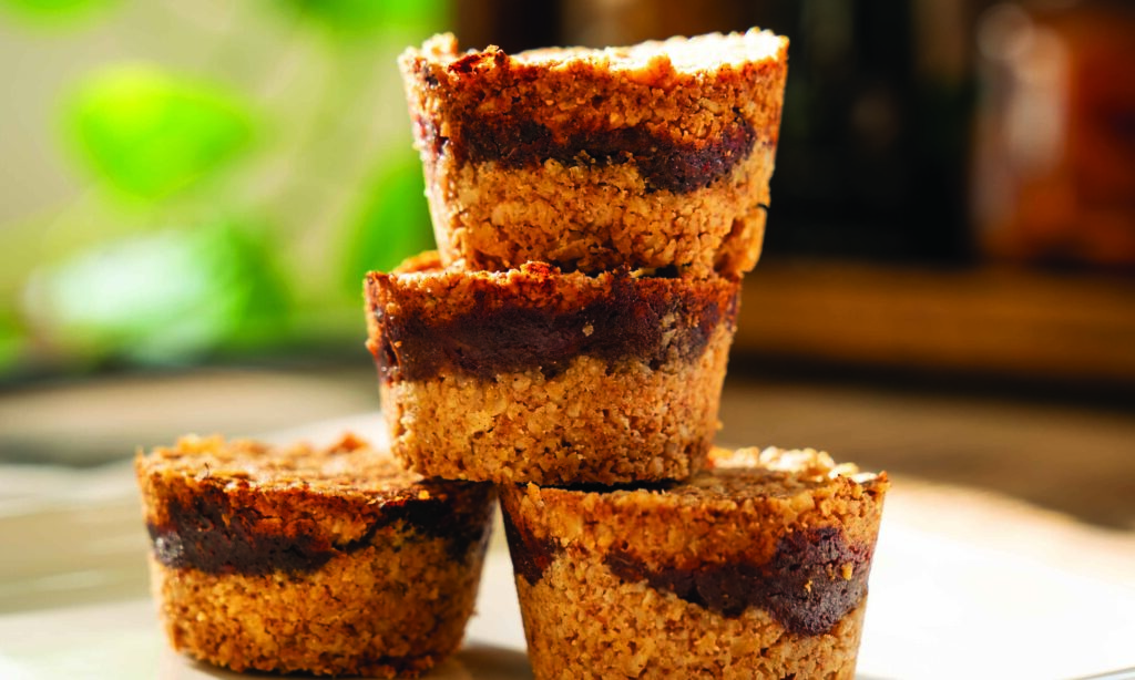 Delicious Mini Zesty Date Cakes
