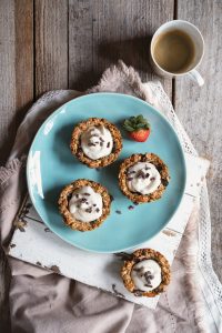 Seedy Granola Cups with Vanilla-Scented Yogurt